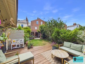 Garden - click for photo gallery